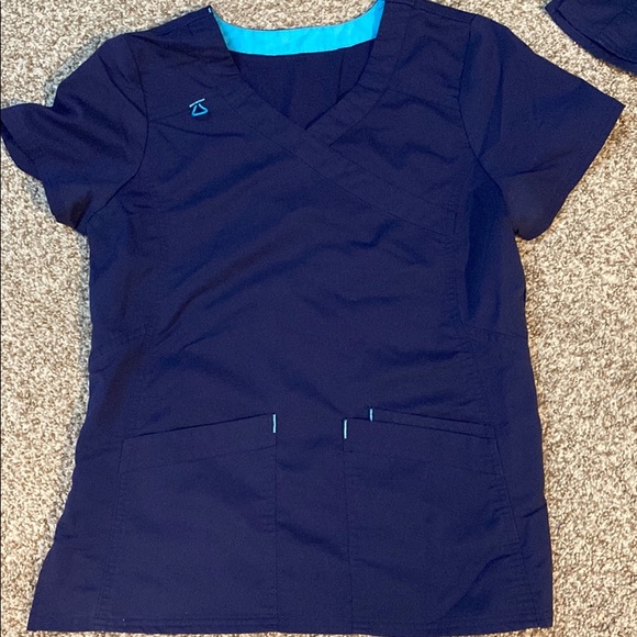 Set of 2 Navy ScrubStar Tops - Picture 2 of 3